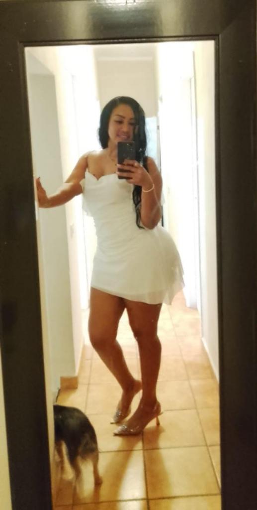 Chica busca chico en Tenerife: 