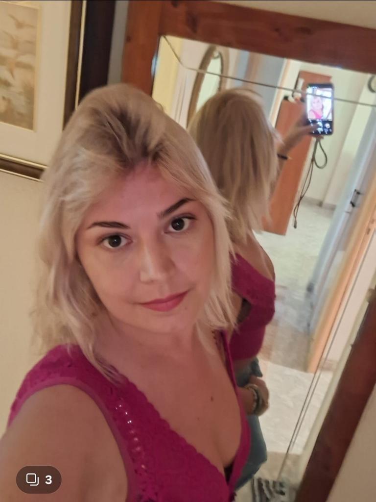 617688313: Chica busca chico en Tarragona
