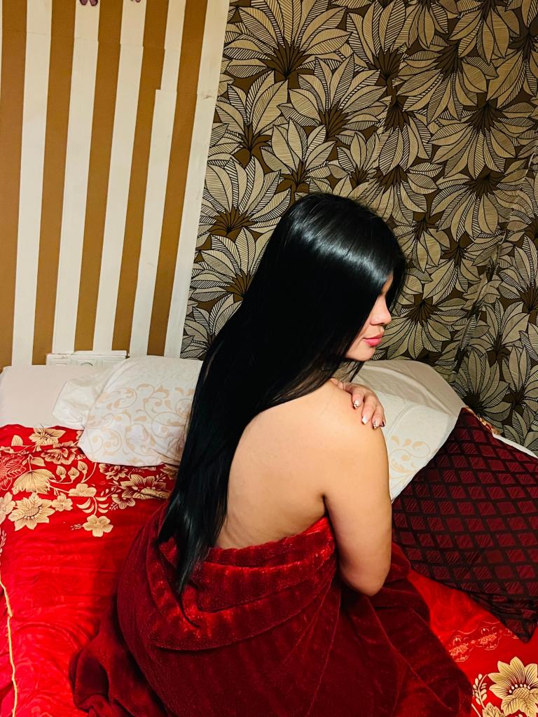 Chica busca chico en Jaén: 