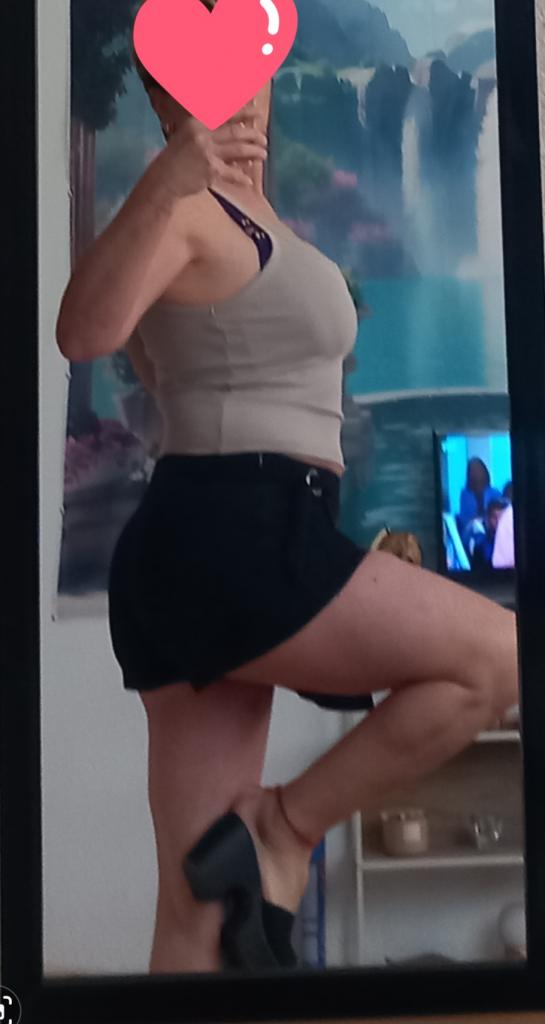 637141415: Chica busca chico en Murcia