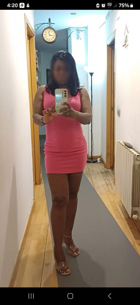 Chica busca chico en Barcelona: 