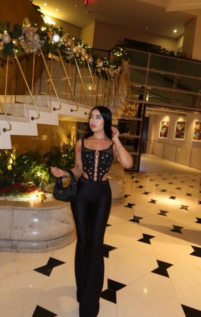 Chica busca chico en Granada: 