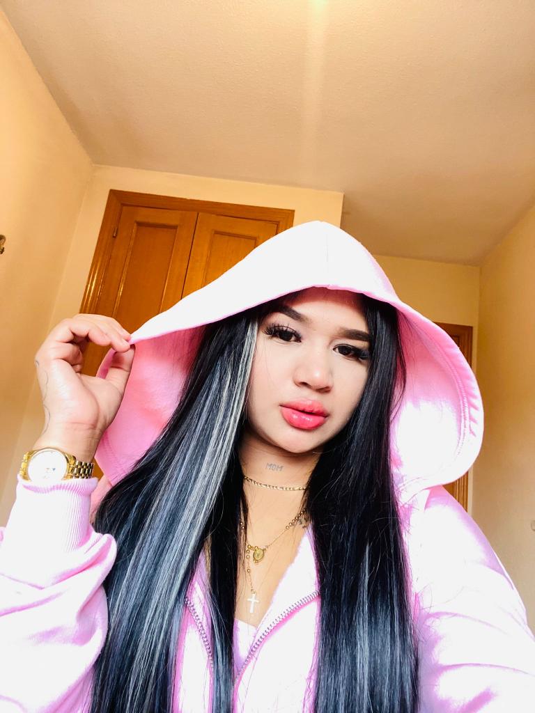 647222506: Chica busca chico en Madrid