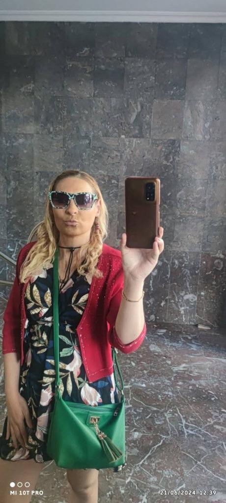 643087668: Chica busca chico en Zaragoza