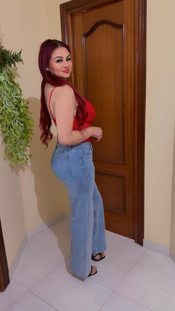 Chica busca chico en Huelva: 