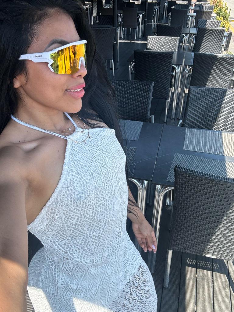 670218685: Chica busca chico en Granada