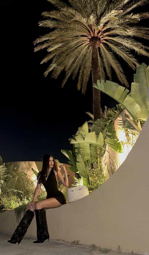 637068837: Chica busca chico en Mallorca