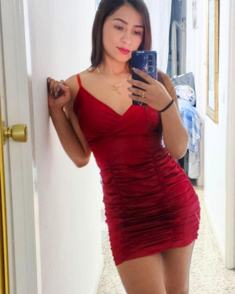 631164996: Chica busca chico en Mallorca