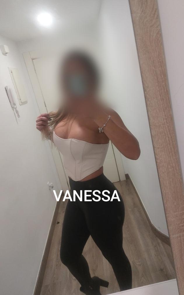 Chica busca chico en Almería: 