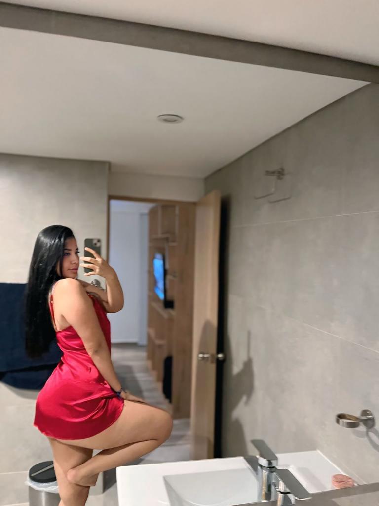 Chica busca chico en Tenerife: 