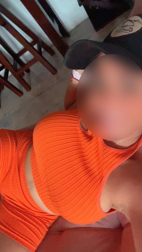 673308185: Chica busca chico en Huesca