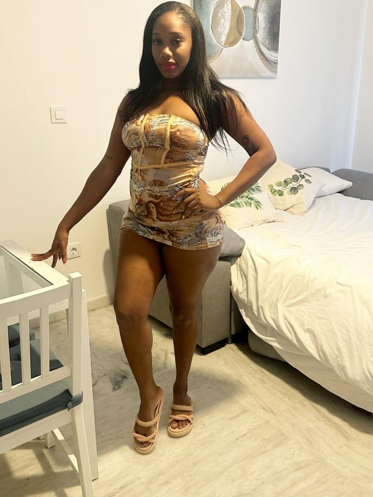 Chica busca chico en Sevilla: 