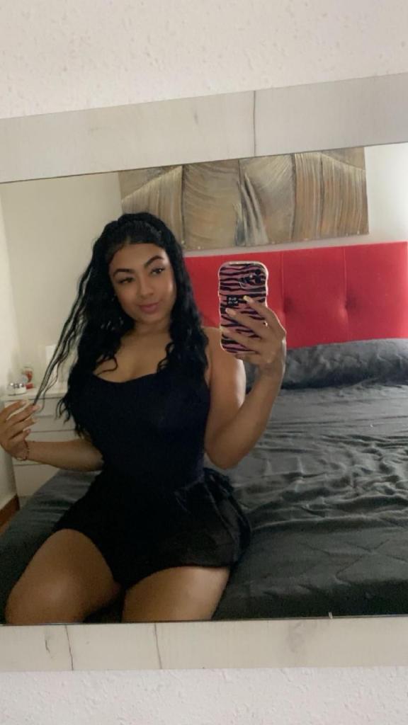 643219126: Chica busca chico en Valencia