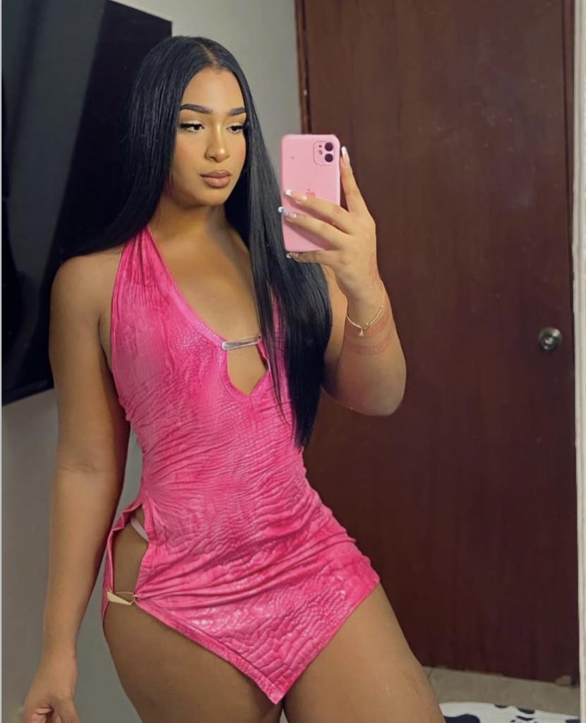 637156908: Travesti en Navarra