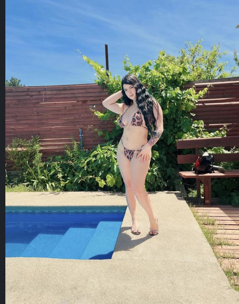 663486749: Chica busca chico en Cádiz