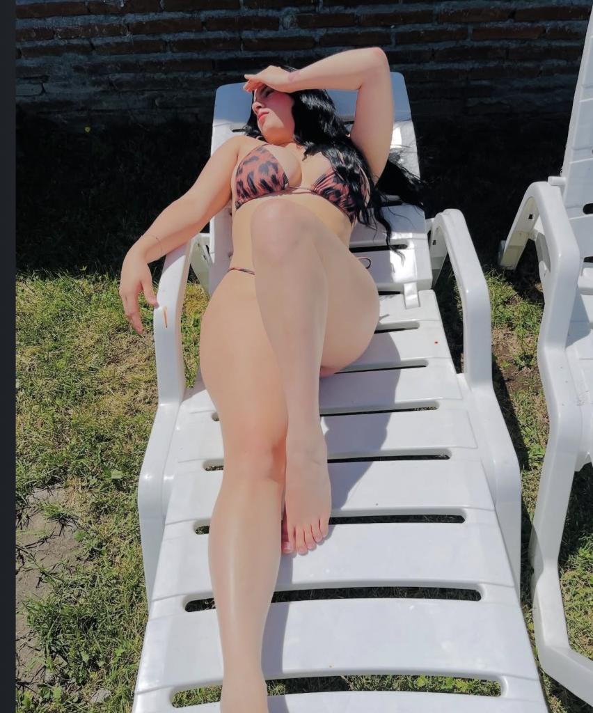 Chica busca chico en Cádiz: 