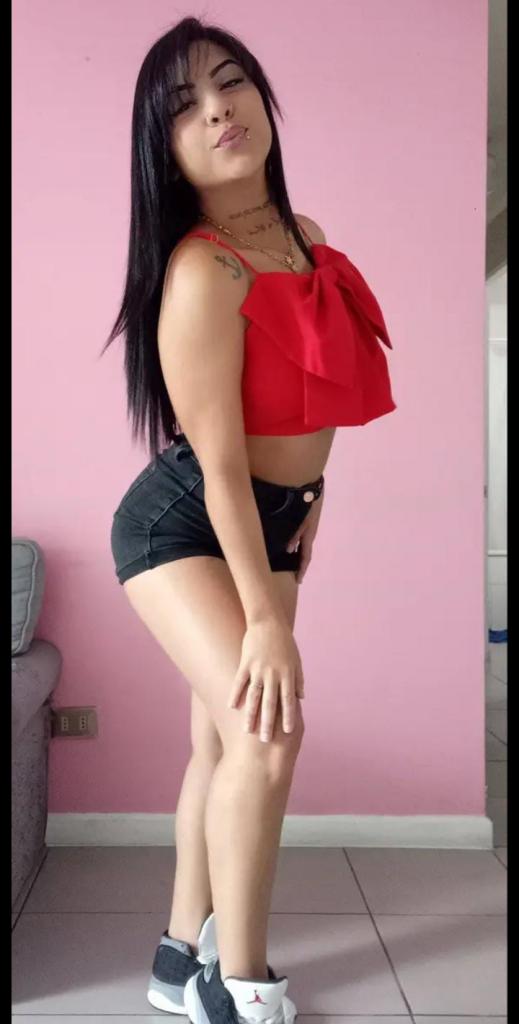 Chica busca chico en Cádiz: 