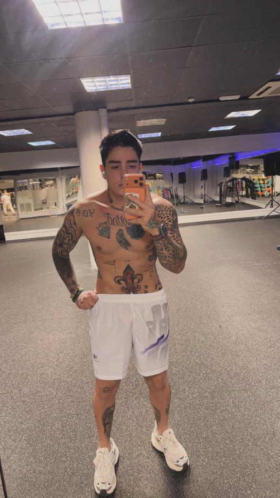 Chico busca chica en Las Palmas: Chico busca chica