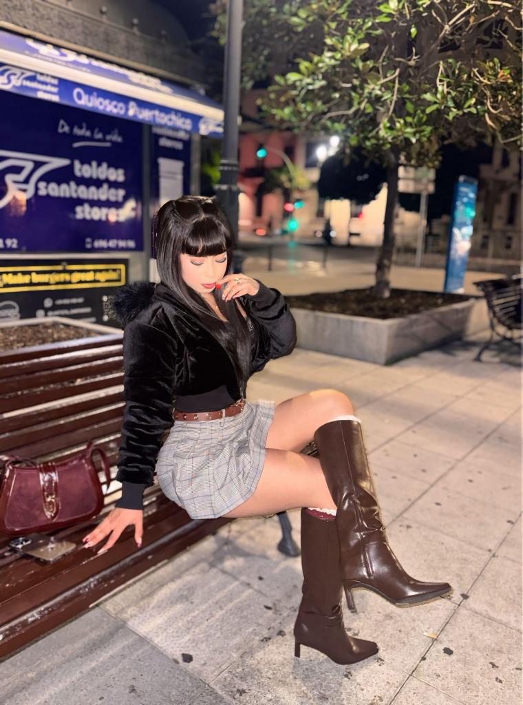 Chica busca chico en Burgos: 