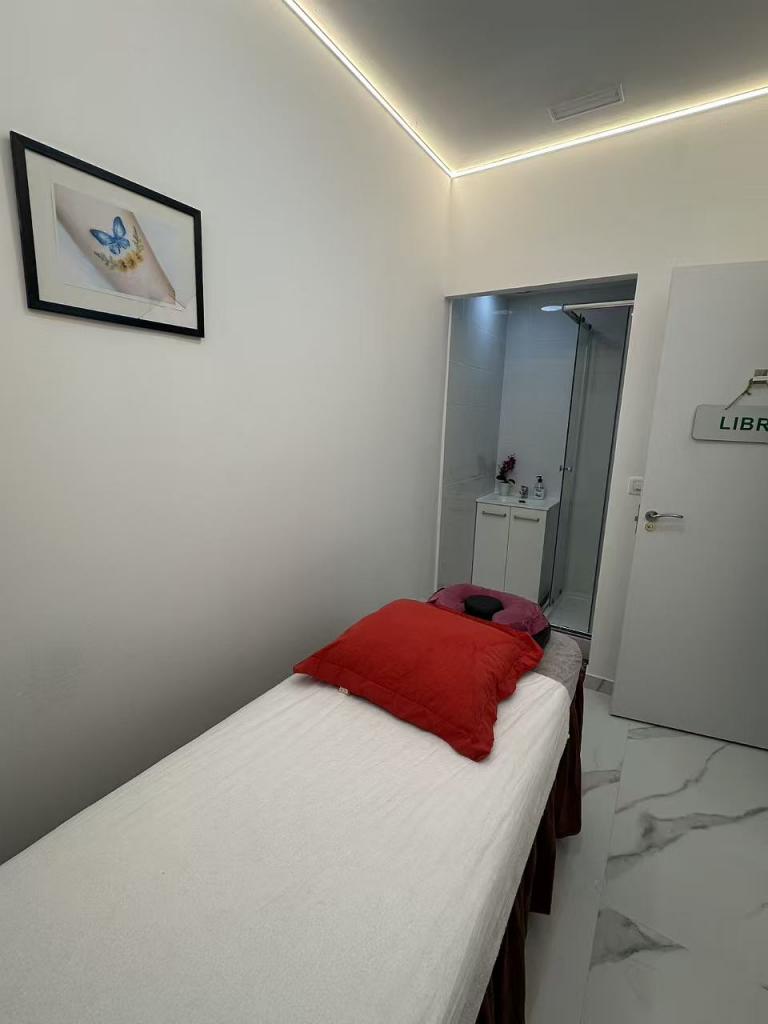 Chica busca chico en Madrid: 