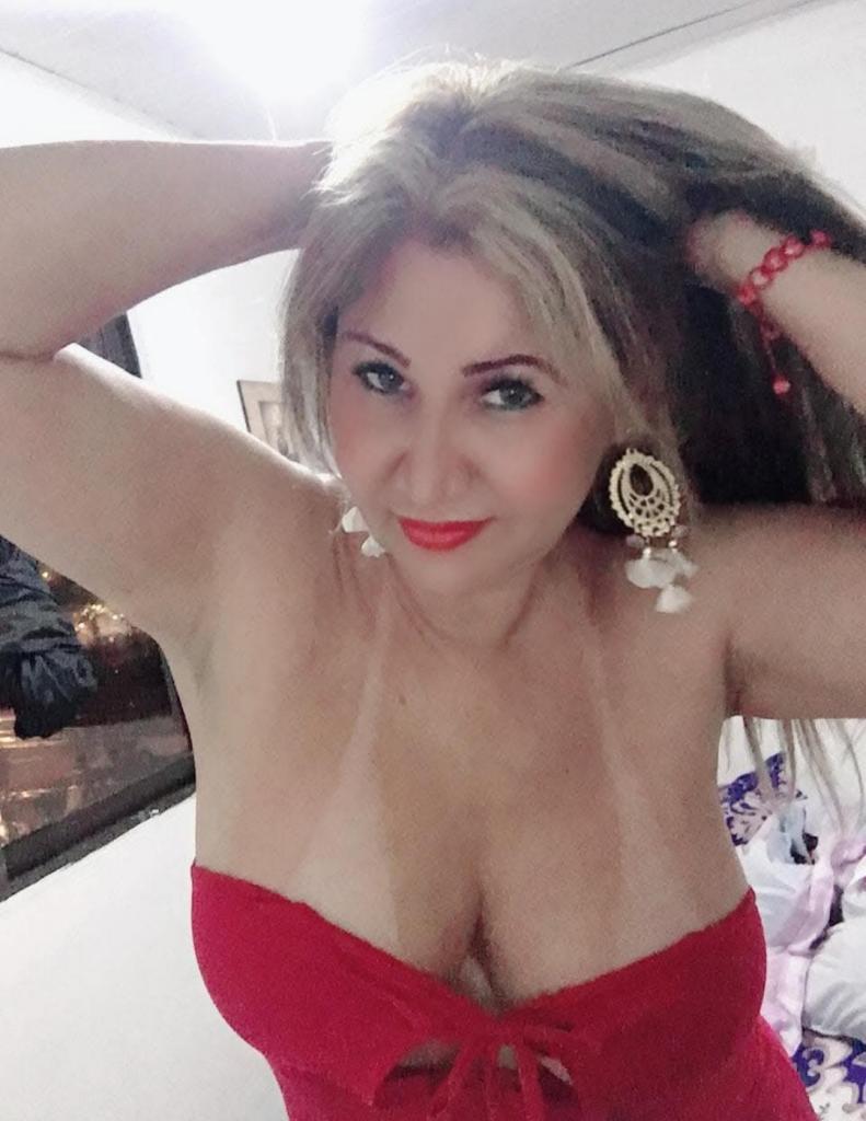 Chica busca chico en Murcia: 