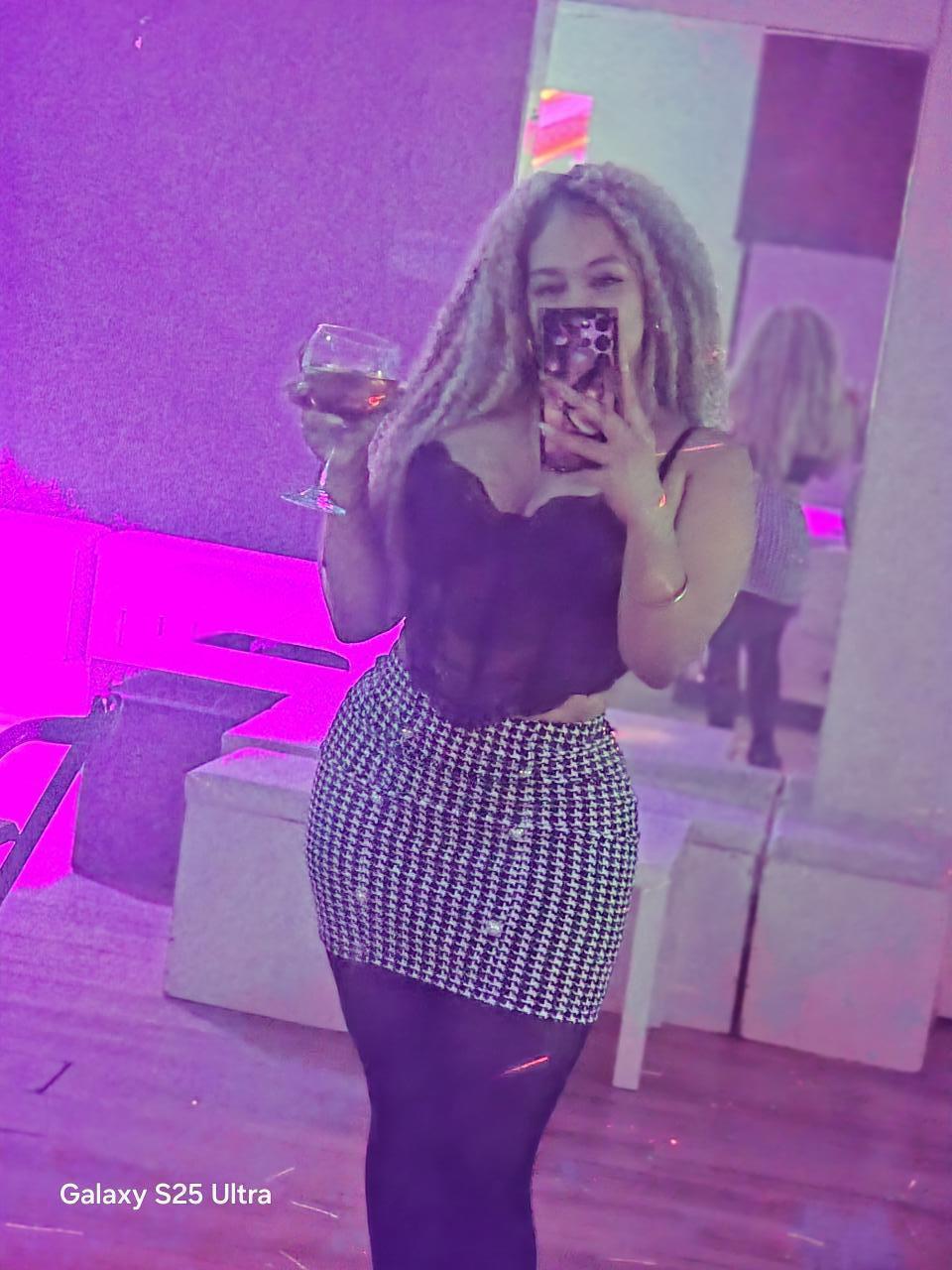 Chica busca chico en Asturias: 