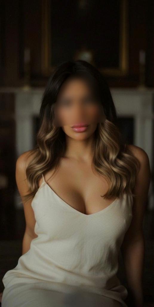 640262571: Chica busca chico en Barcelona