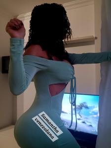 613858236: Chica busca chico en Cádiz