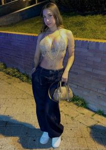 614984739: Chica busca chico en Cádiz