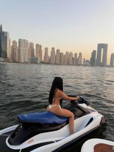 667329788: Chica busca chico en Málaga