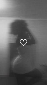 697886579: Chica busca chico en Pontevedra