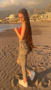 631231310: Chica busca chico en Tenerife