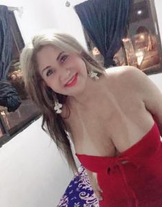 617289976: Chica busca chico en Murcia