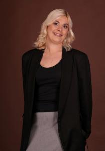 617688313: Chica busca chico en Tarragona