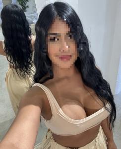 617113521: Chica busca chico en Madrid