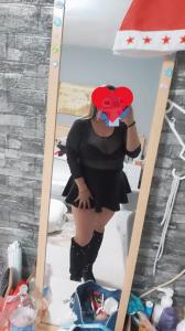 613335813: Chica busca chico en Ibiza