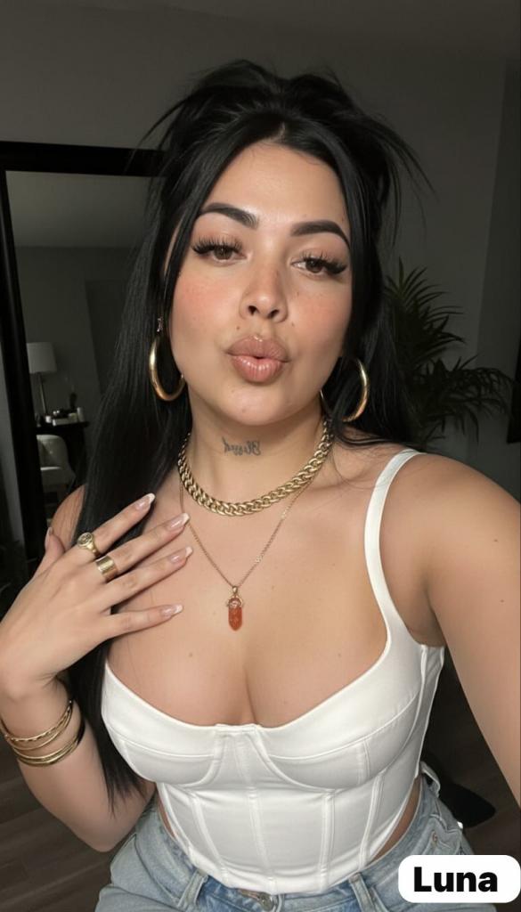 613745555: Chica busca chico en Cádiz