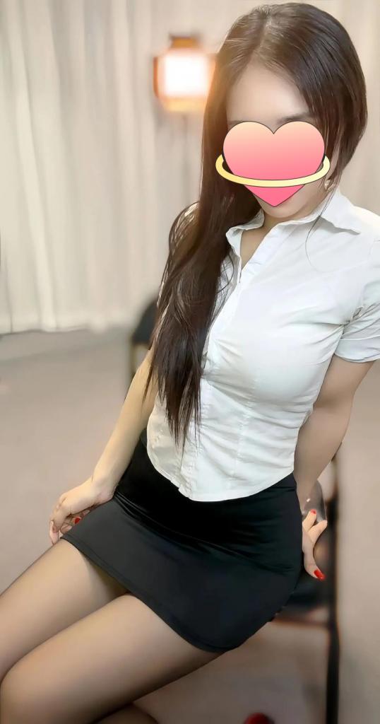 612428361: Chica busca chico en Barcelona