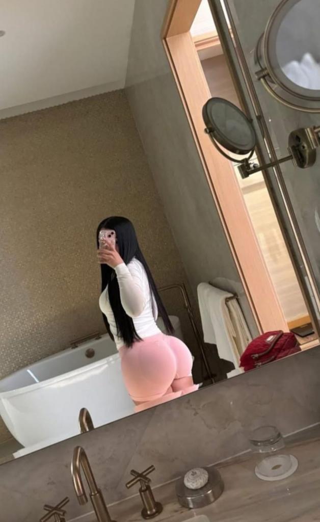 Chica busca chico en Lérida: 