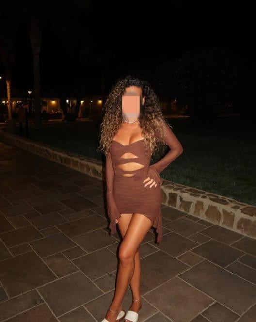 643779253: Chica busca chico en Lérida