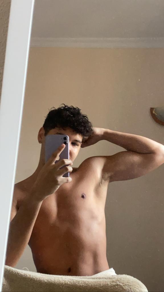 642161060: Chico busca chica en Las Palmas