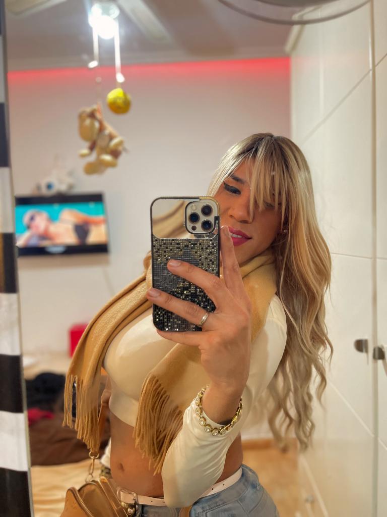 613758046: Transexual en Alicante