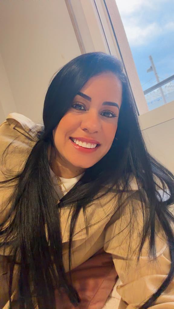 Chica busca chico en Granada: 