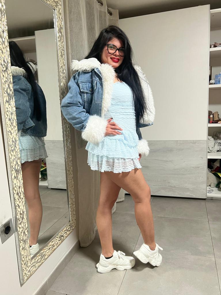 Chica busca chico en Jaén: 