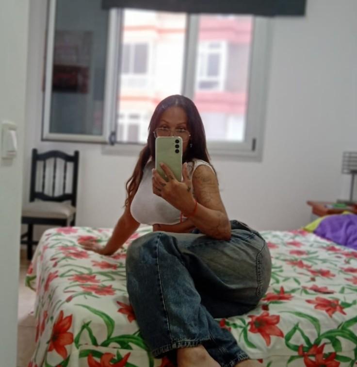 Chica busca chico en Tenerife: 