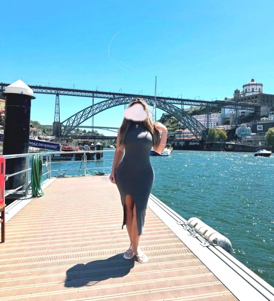 642403616: Chica busca chico en La Coruña