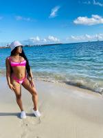 647222506: Chica busca chico en Madrid