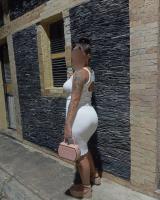 632935408: Chica busca chico en Málaga