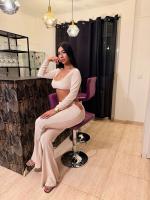 614599887: Chica busca chico en Madrid