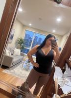 688840782: Chica busca chico en La Coruña